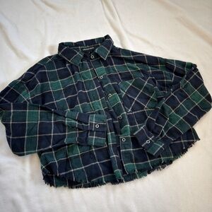 Distressed Cropped Green Flannel